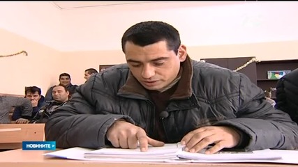 Хиляди родители ходят на училище