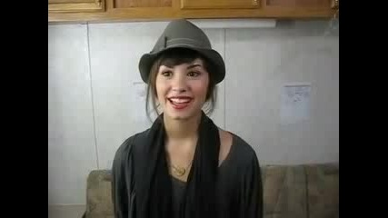 Exclusive - Demi and Selena Most Princessy Thing About Me! 