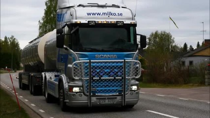 Slideshow of trucks 71