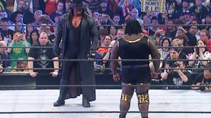 Mark Henry recalls the huge opportunity of facing The Undertaker at WrestleMania (WWE Network Bonus Clip)