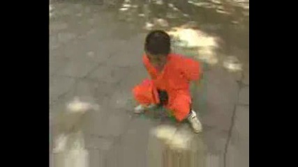 Shaolin Демонстрация На Малки Деца