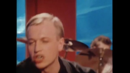 Level 42 - Lessons In Love