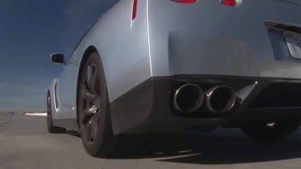 When Worlds Collide Nissan Gt-r Vs Bentley Continental Supe