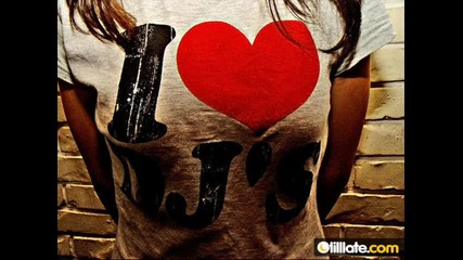 | B O M B | .: House Music:. 