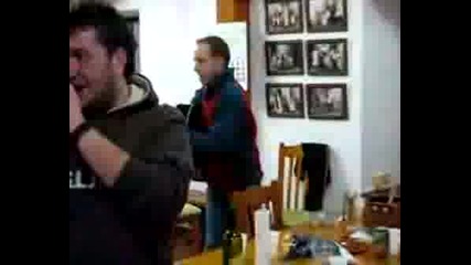 Най - Яките Певци Вав Света - - Хахаххах