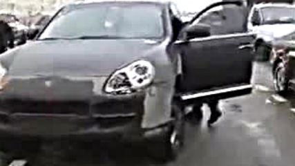 Russian Swat capture Porsche with gangsters
