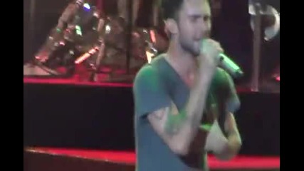 Maroon 5 - This Love [live]