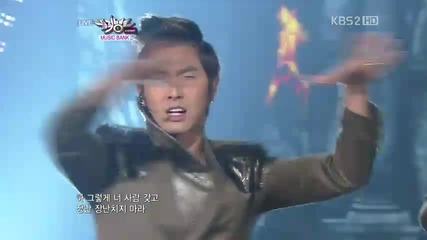 Tvxq - Keep Your Head Down ~ Music Bank (14.01.11)
