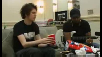 Sum 41 - Punks Not Dead