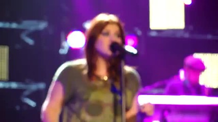 Kelly Clarkson Band Intro & I Want You Live Columbus December 2009 
