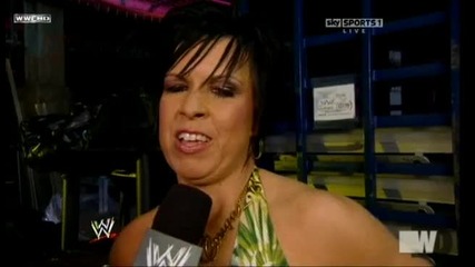 Vickie Guerrero тотално откача! | Night Of Champions 2011