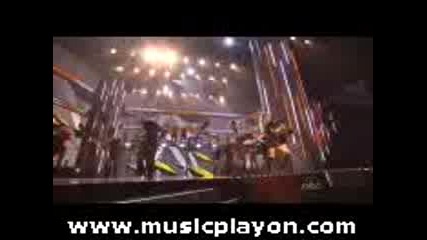 Shakira - Give It Up To Me (ama American Music Awards 2009) (live) (2009) 