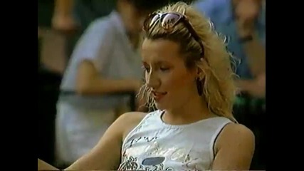 Vesna Zmijanac - Idi, siroko ti polje 1987 Hd Video - Prevod