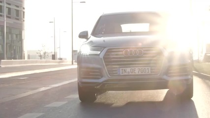 Audi С Първо Видео На Q7 E-tron Quattro
