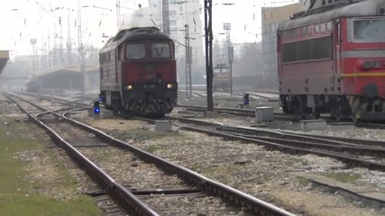 07 106 прави маневра.