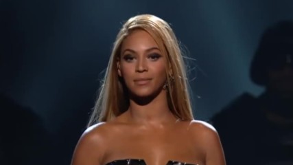Beyonce - If I Were A Boy - Live Grammys 2010