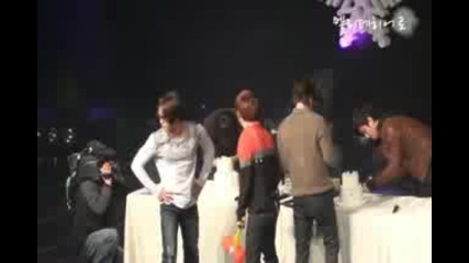 081226 Tvxq 5th Party
