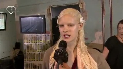 fashiontv Ftv.com - London Fw S S 10 - Jonathan Saunders Backstage 