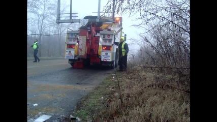 Пътна помощ Автокомплекс Димитров катастрофирал холандски камион на хлъзгав участък 23.12.2013