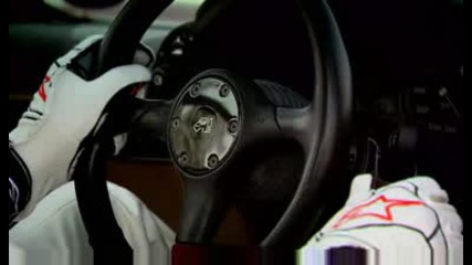 Bugatti Veyron Vs Mclaren F1 в Абудаби