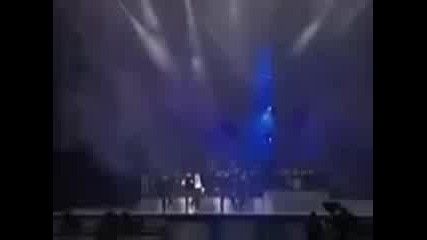 Mj Stage Performance