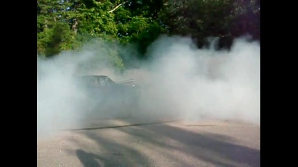 1970 dodge charger( burnout)