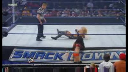 Michelle Mccool vs Gail Kim {wwe.friday.night.smackdown.2009