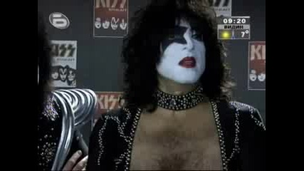 Kiss Video