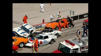 101 Crashed Race And Classic Cars