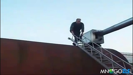 хаусът не прости и на този дядо