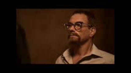Супер як кадър от филма 6 Куршума (2012)