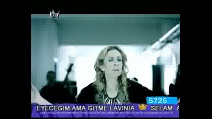 Zeynep Casalini - Hayat Kendisi Secsin