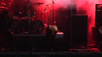 Arch Enemy - The Beast Of Man (official Video)