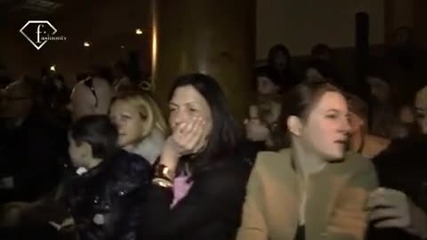 fashiontv Ftv.com - Paris Fw F W 09 - 10 - Jeremy Scott Front Row 