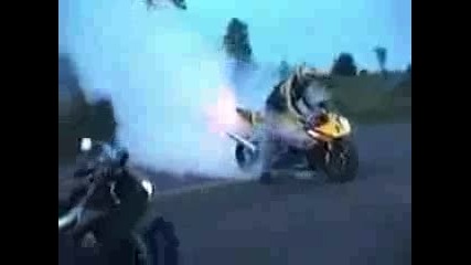 Suzuki GSxr 1000 k4 Burnout