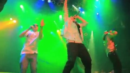 Far East Movement - Girls On the Dance Floor ft. Stereotypes