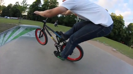 Bmx Trikove