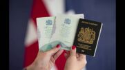 Показаха първите британски паспорти с титлата на Чарлз III