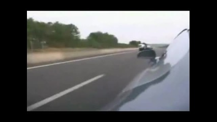 Audi R8 vs Bugatti Veyron 