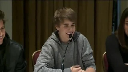 Justin Bieber - Toronto Press Conference Feb.1 2011