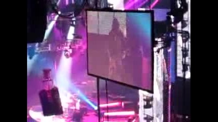 Guns n Roses - Patience ( Live Calgary , Alberta Canada 16 / 01 / 2010 ) 