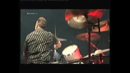 Green Day - Know Your Enemy (live Rock Werchter 2010) 