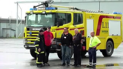 Самолетът леко се е разминал
