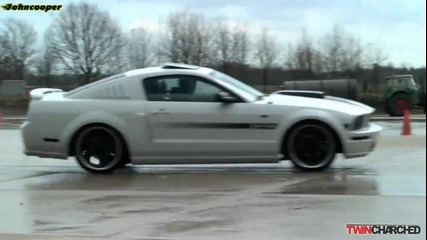 Ford Mustang Gt Cs - дрифт