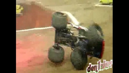 Monster Jam Race Final Nitro Circus Fictorie Crash!