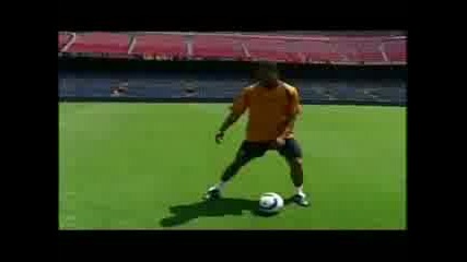 Ronaldonio Vs Cristiano Ronaldo