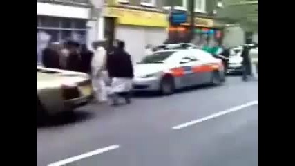 Идиот потрошва Lamborgini 