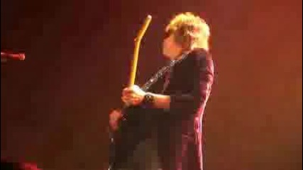Bon Jovi - Livin On A Prayer