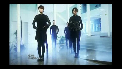 Cross Gene - La-di Da-di - Music Core 20120721