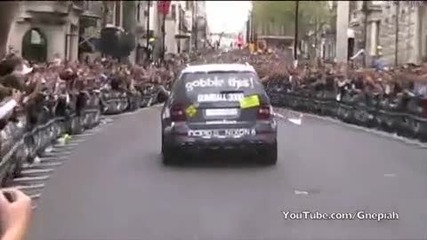 Стартирането на Gumball 3000 (2010)